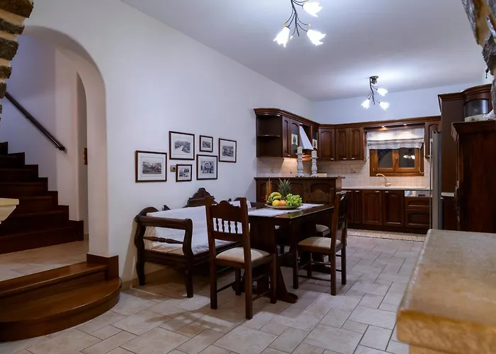 Zoe & Zen Collection Páros