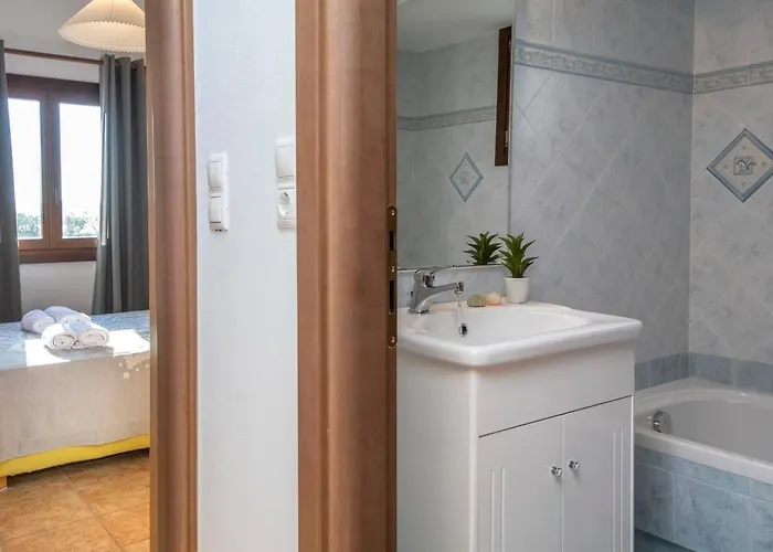 Zoe & Zen Collection Páros