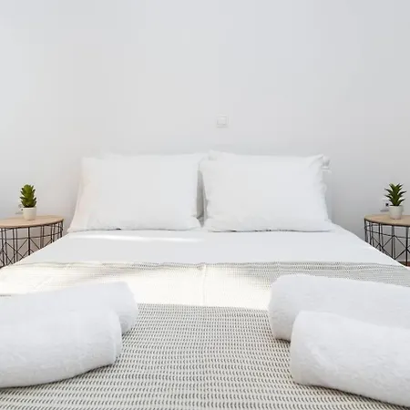 Zoe & Zen Collection * Kampos (Antiparos)